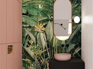 Kolorowa łazienka gościnna w klimacie tropikalnym - zdjęcie od Karmeli Studio