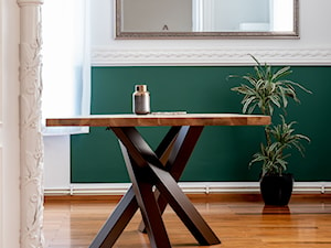 #025 Nowoczesny stół z litego drewna na metalowej podstawie - zdjęcie od AchDeco