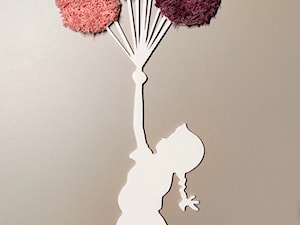Dziewczynka z balonikami, mech chrobotek - zdjęcie od DecorSense