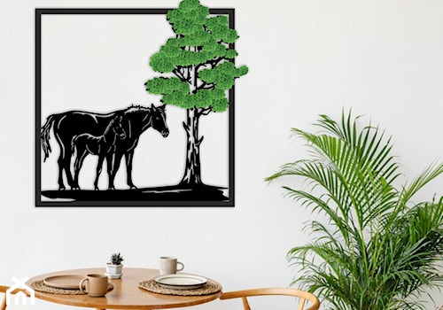 Dekoracje z mchem " Konie " - zdjęcie od Kornik Meble i dekoracje do wnętrz