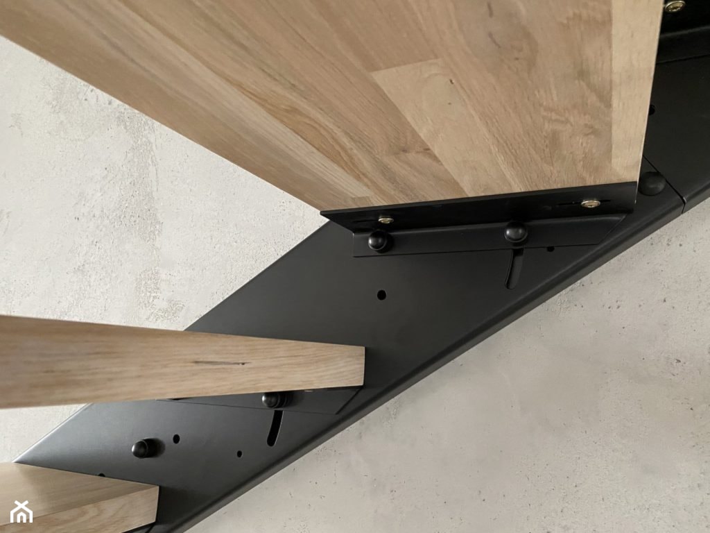 schody drewniane industrialne loftowe metalowe - zdjęcie od reedo schodydesign - Homebook