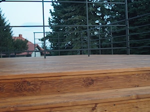Taras i balkon drzewo modrzew syberyjski - Taras, styl rustykalny - zdjęcie od Drewno Dla Domu