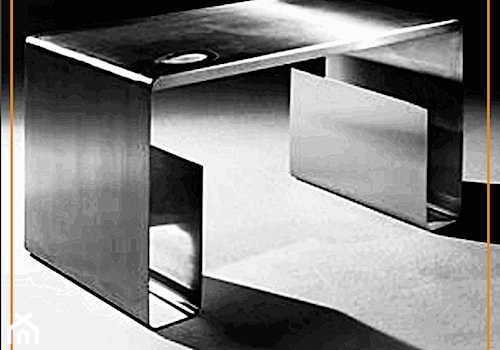 Stalowe biurko chromowane - zdjęcie od CADrysunki.pl loft meble industrialne w nowej odsłonie pod wymiar.