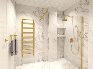 Łazienka w Rezydencji Parkowej - mała łazienka, jasna, biała, klasyczna, płytki marmur połączone ze złotą armaturą w domu jednorodzinnym, w stylu hampton/klasyczny - zdjęcie od Tucholscy Kreatywnie