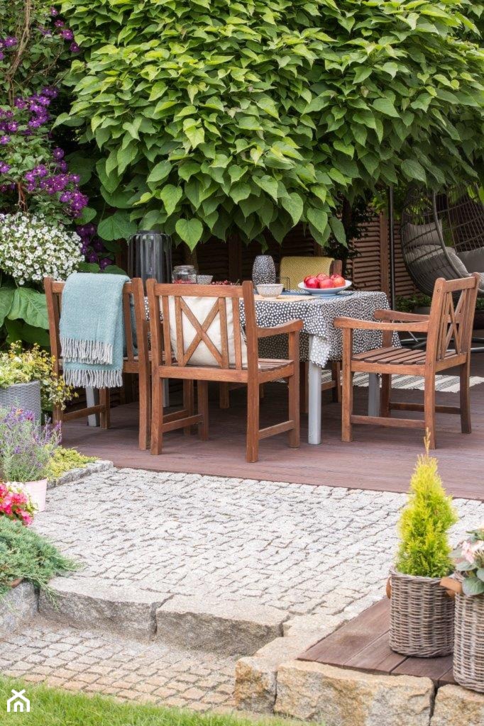 Jadalnia w ogrodzie - zdjęcie od LuxDecor – dekoracja i ochrona drewna - Homebook