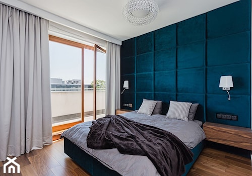 Sypialnia z tapicerowaną ściana - zdjęcie od STRICTE - DESIGN Arch. Magdalena Smyk