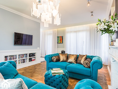 Aranżacje wnętrz - Salon: Apartament Mokotów 4 - Salon, styl tradycyjny - STRICTE - DESIGN Arch. Magdalena Smyk. Przeglądaj, dodawaj i zapisuj najlepsze zdjęcia, pomysły i inspiracje designerskie. W bazie mamy już prawie milion fotografii!