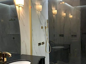 Łazienka w stylu glamour - zdjęcie od QIOTO design
