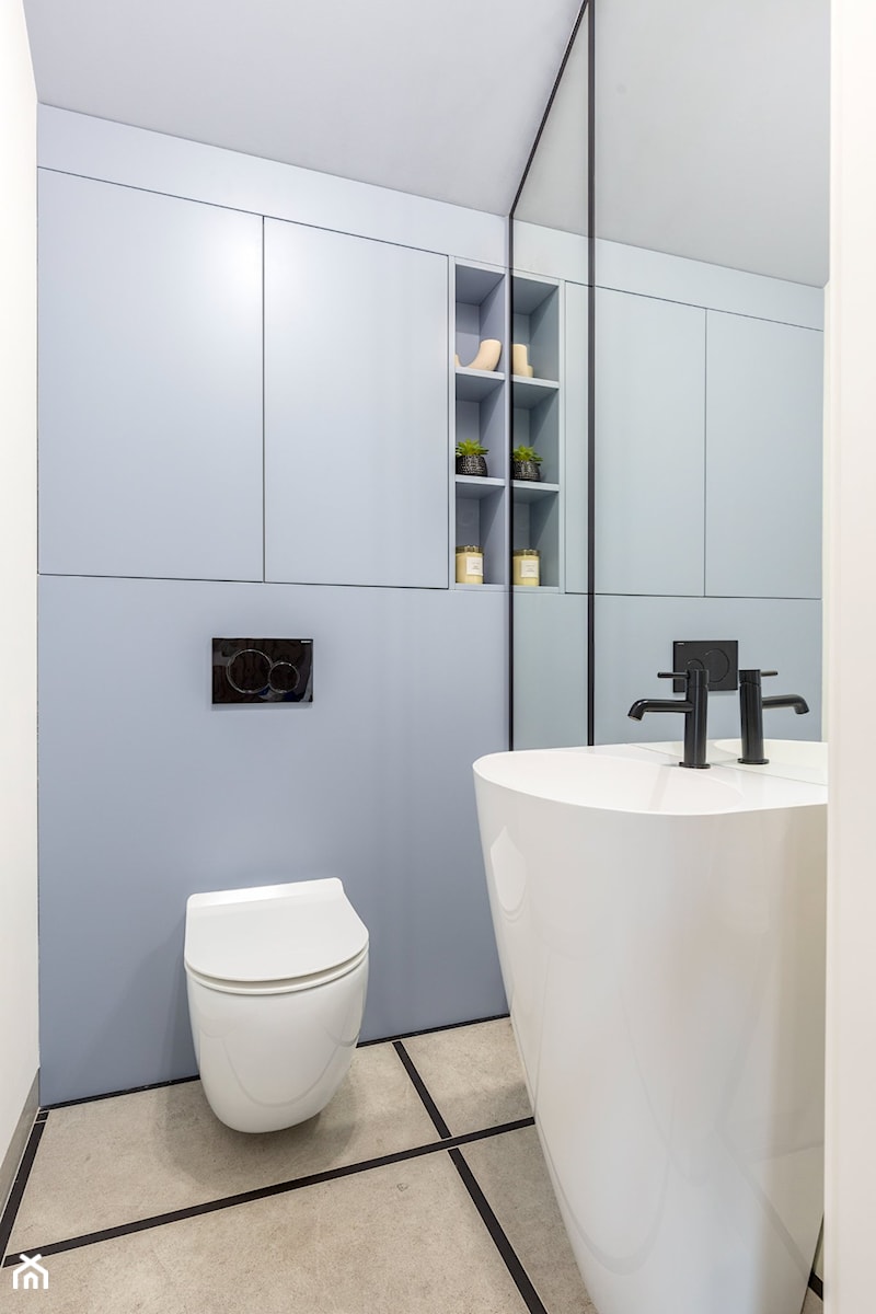 Toaleta w nowoczesnym wnętrzu - zdjęcie od Emmi Kuchnie i Wnętrza