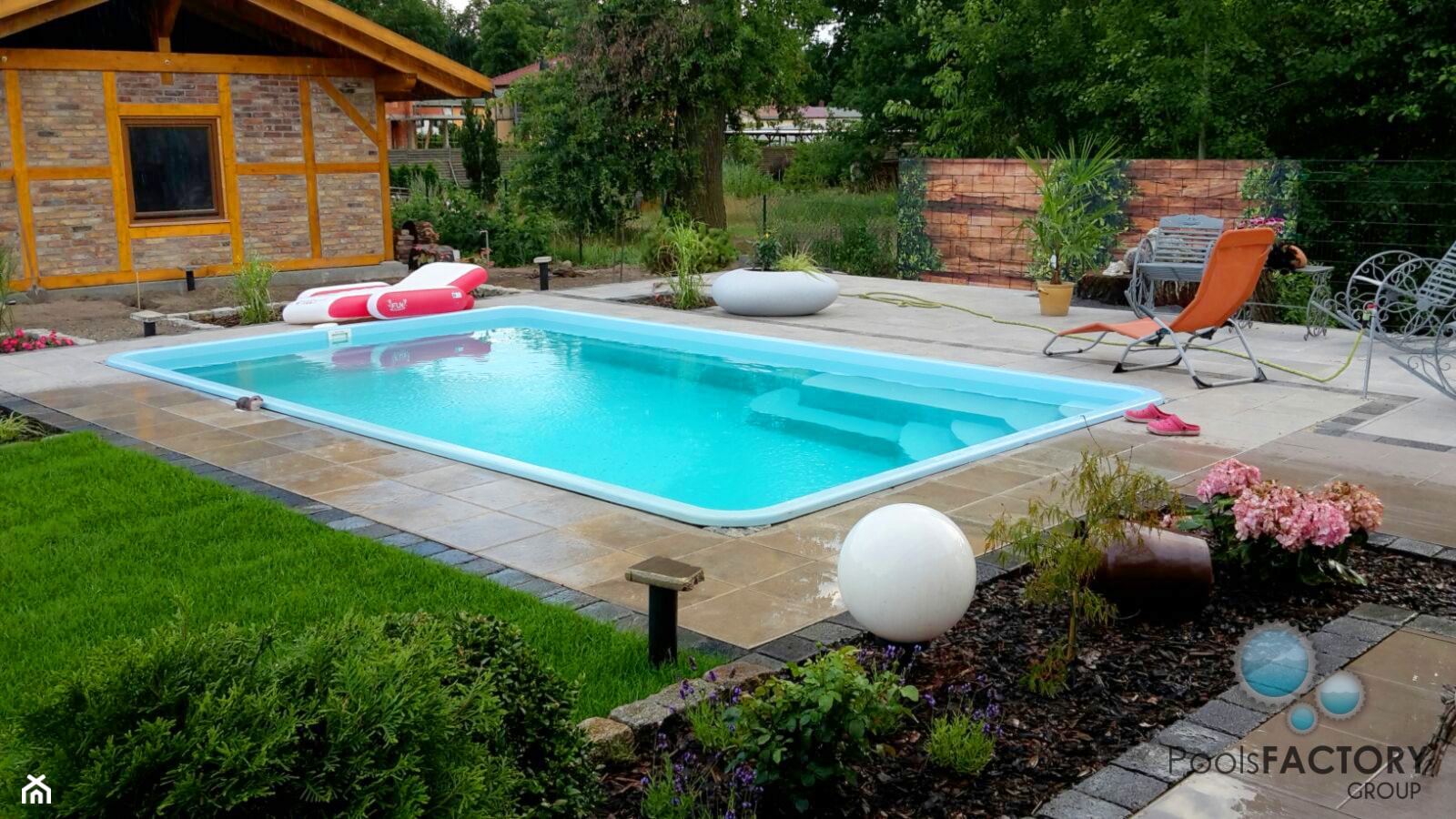 Basen ogrodowy AMUR / Gotowy basen z laminatu - zdjęcie od NAWI Design - Homebook