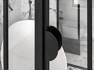 Półokrągły pochwyt w drzwiach typu loft do łazienki - zdjęcie od Stalpol Michał Kankowski