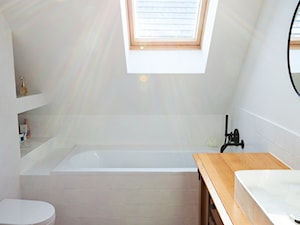 łazienka w domu jednorodzinnym - zdjęcie od ZA-PROJEKTOWANE pracownia projektowania wnętrz