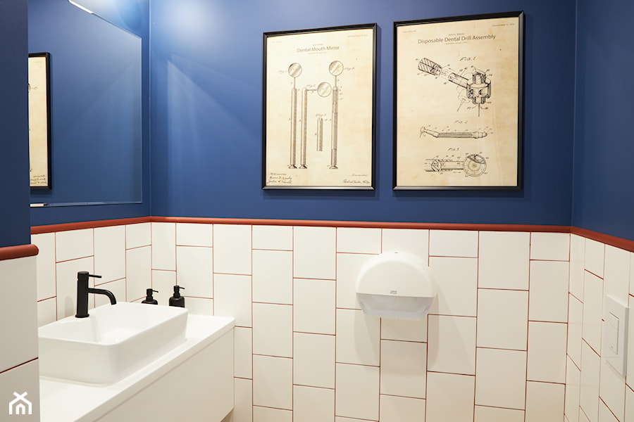 klinika stomatologiczna- toaleta dla pacjentów - zdjęcie od ZA-PROJEKTOWANE pracownia projektowania wnętrz