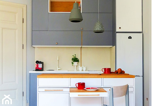 Mieszkanie w kamiennicy - Kuchnia, styl skandynawski - zdjęcie od Poradnia Dobrych Wnętrz