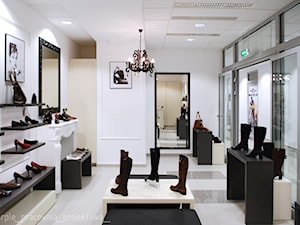 Salon obuwniczy Siedlce - Wnętrza publiczne, styl glamour - zdjęcie od PURPLE PRACOWNIA