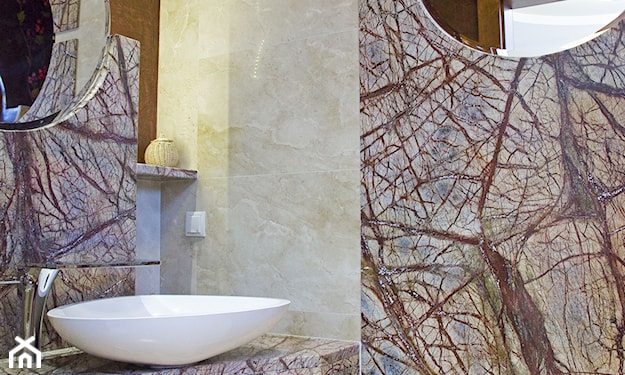 łazienka wykonana z kamienia naturalnego