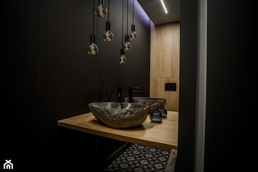 Łazienka w domu na gdańskim Ujeścisku - zdjęcie od MPROJEKT MILENA BARANOWSKA-PALIWODA
