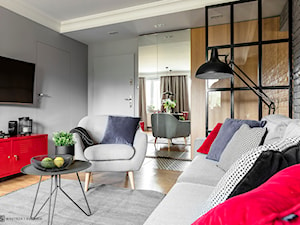 Mieszkanie z czerwonym akcentem - konkurs - Mały salon, styl industrialny - zdjęcie od SAS Wnętrza i Kuchnie