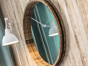 Mieszkanie z widokiem na morze - Mały szary salon, styl skandynawski - zdjęcie od Plasun Kuchnie i Wnętrza