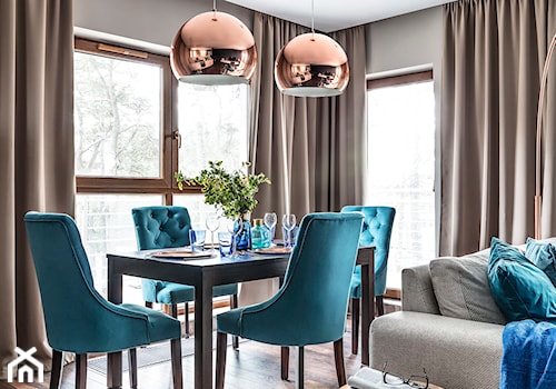 Nadmorski apartament - konkurs - Średnia szara jadalnia w salonie, styl nowoczesny - zdjęcie od SAS Wnętrza i Kuchnie