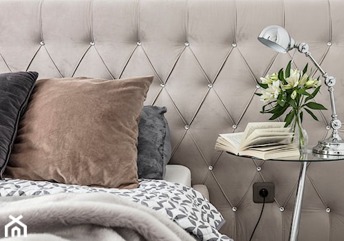 Nowoczesne mieszkanie - konkurs - Mała szara sypialnia, styl nowoczesny - zdjęcie od Plasun Kuchnie i Wnętrza