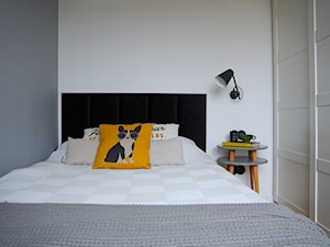 Mała-sypialnia-styl-scandi - zdjęcie od DECORNELIA HOME STAGING PROJEKTOWANIE WNĘTRZ POZNAŃ Kornelia Crosio-Szwankowska