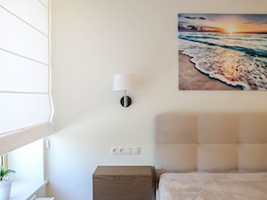 Białołęka 1 - Mała biała sypialnia, styl nowoczesny - zdjęcie od Patryk Kowalski Design