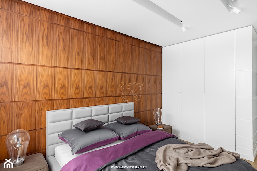 Al. Rzeczpospolitej - Mała biała sypialnia, styl nowoczesny - zdjęcie od Patryk Kowalski Design