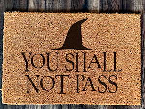 „YOU SHALL NOT PASS” Wycieraczka Kokosowa - zdjęcie od GravStyle