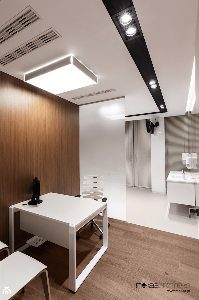 Klinika PARENS - Biuro, styl nowoczesny - zdjęcie od mokaa architekci