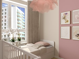 Różowo-bezowy pokój małej dziewczynki.