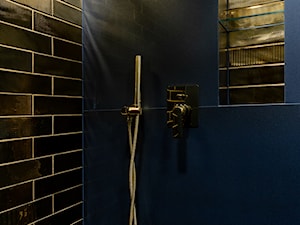 Złota łazienka - Łazienka, styl glamour - zdjęcie od STUDIO OPEN projektowanie wnętrz Marta Jaskółowska