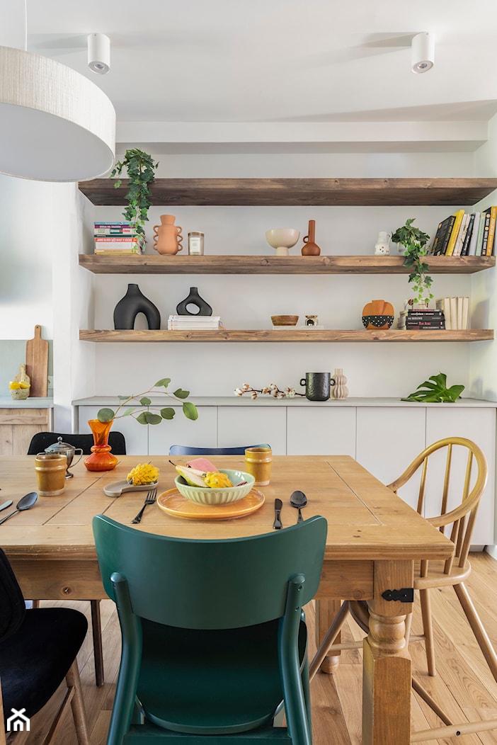 Stół śniadaniowy w kuchni - zdjęcie od Przyjaciółki Projektantki - Homebook