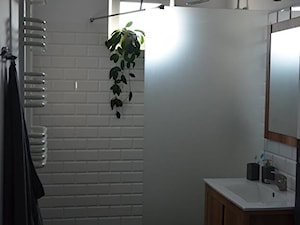 Metamorfoza łazienki - Łazienka, styl nowoczesny - zdjęcie od awaria