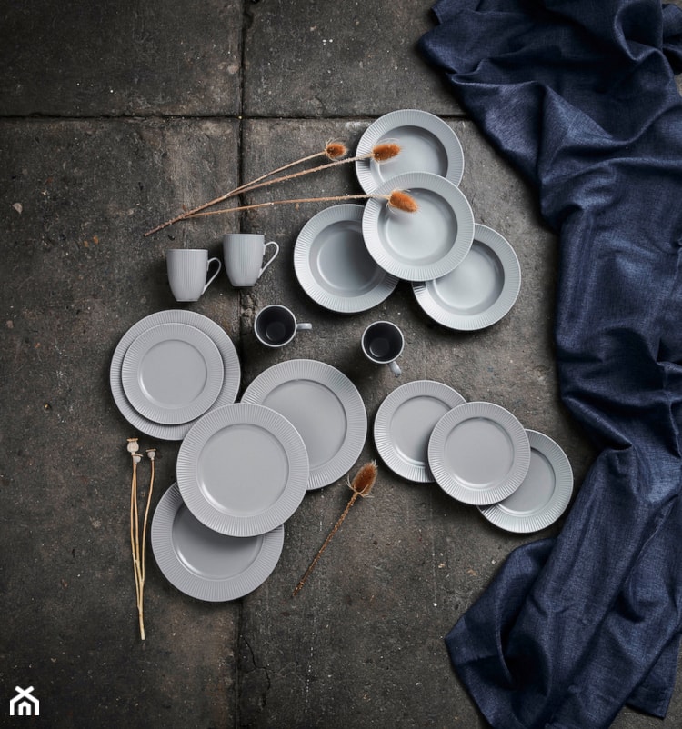 zastawa stołowa na 12 osób Groovy Stoneware od mantecodesign - zdjęcie od mantecodesign.pl - Homebook