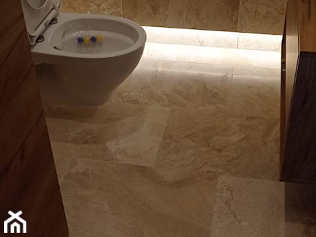 Aranżacje wnętrz - Łazienka: Marmur Coffee White Queen Beige - Tiles.com.pl. Przeglądaj, dodawaj i zapisuj najlepsze zdjęcia, pomysły i inspiracje designerskie. W bazie mamy już prawie milion fotografii!