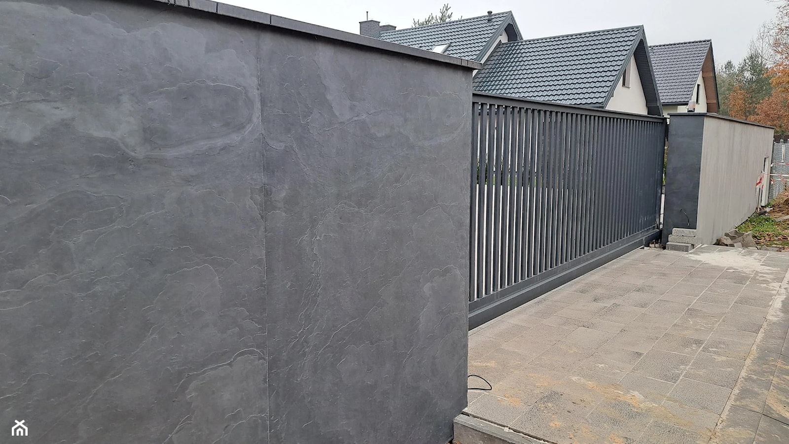 Fornir Kamienny Black Slate - zdjęcie od Tiles.com.pl - Homebook