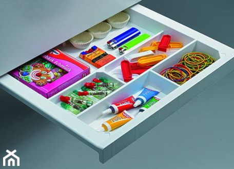 Aranżacje wnętrz - Kuchnia: Szuflada SmarTray - Hettich. Przeglądaj, dodawaj i zapisuj najlepsze zdjęcia, pomysły i inspiracje designerskie. W bazie mamy już prawie milion fotografii!