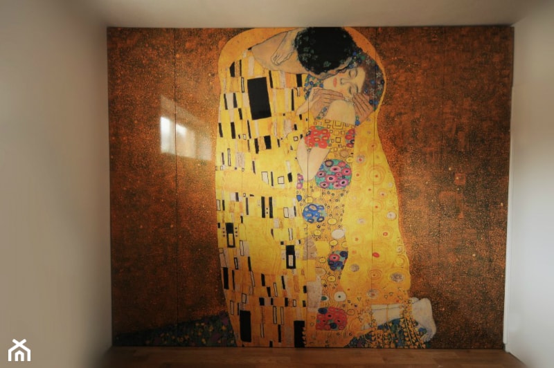 Szafa z obrazem Klimt Drzewo Życia Pocałunek - zdjęcie od Szafawawa - Homebook