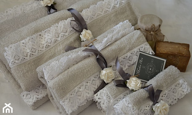 romantyczne ręczniki w stylu prowansalskim