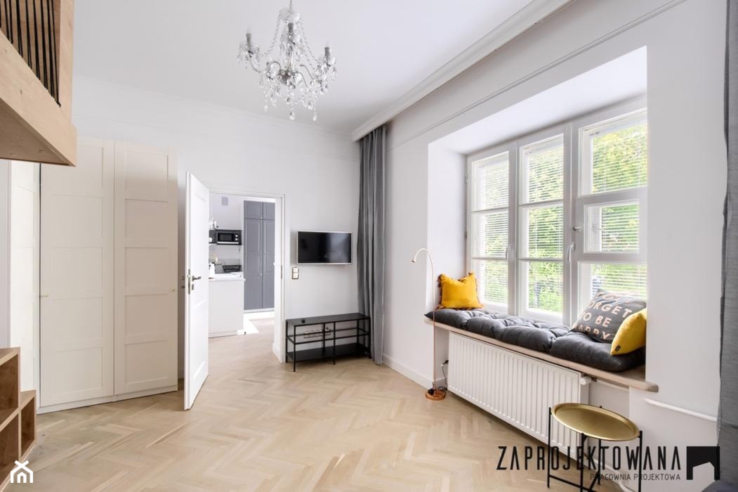 Mieszkanie na Mariensztacie - Średnia biała sypialnia - zdjęcie od ZAPROJEKTOWANA - Homebook