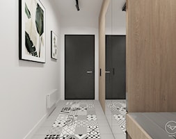 Cegła, drewno i patchwork - Hol / przedpokój, styl industrialny - zdjęcie od Studio projektowe Suzume - Homebook