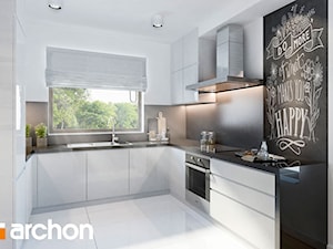 Dom w filodendronach (M) - Średnia otwarta biała czarna szara z zabudowaną lodówką kuchnia w kształcie litery u z kompozytem na ścianie nad blatem kuchennym, styl nowoczesny - zdjęcie od ArchonHome