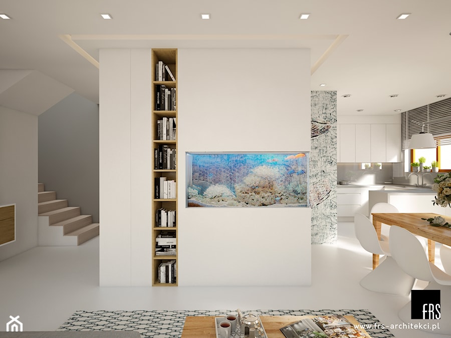 Dom Słoneczne Kliny - Średni biały salon z kuchnią z jadalnią z bibiloteczką, styl nowoczesny - zdjęcie od FRS ARCHITEKCI