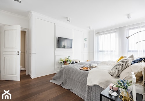 Mieszkanie w Lublinie - Duża biała sypialnia, styl glamour - zdjęcie od wz studio