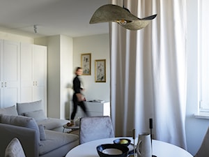 Apartament w beżach - Jadalnia, styl tradycyjny - zdjęcie od IDEALS . Marta Jaślan Interiors