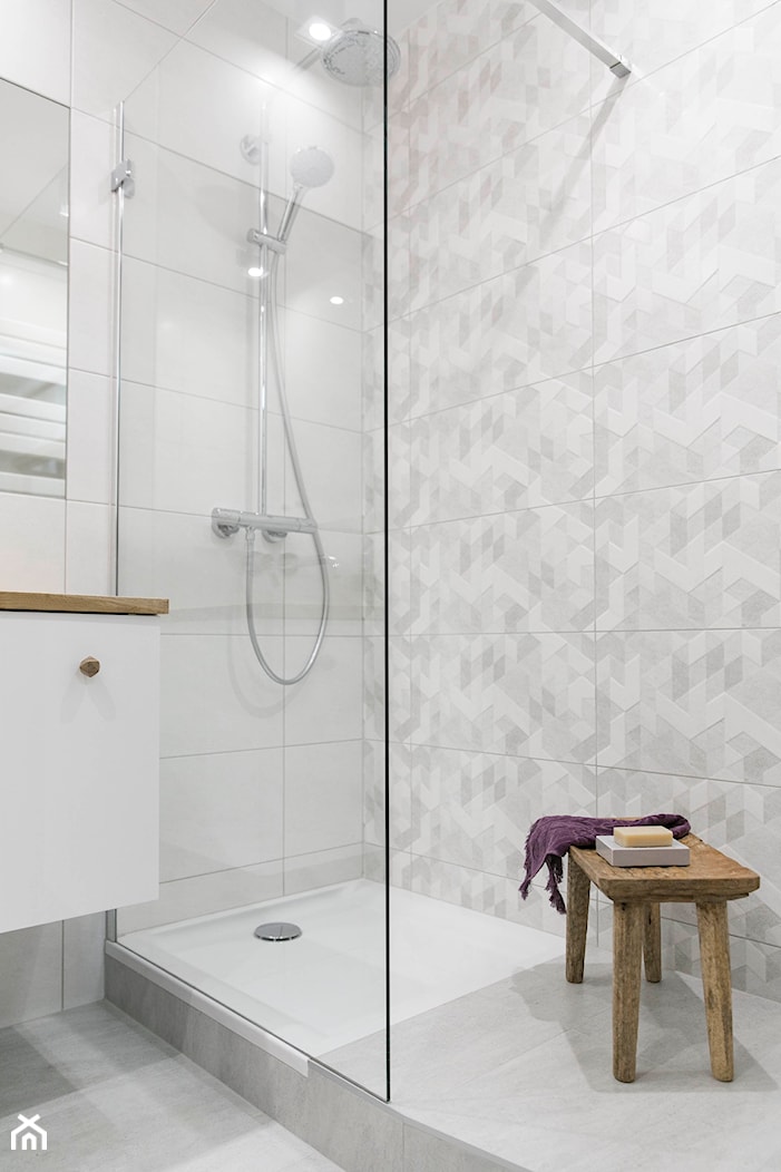 Mała łazienka o dużych możliwościach - Łazienka, styl skandynawski - zdjęcie od IDEALS . Marta Jaślan Interiors - Homebook
