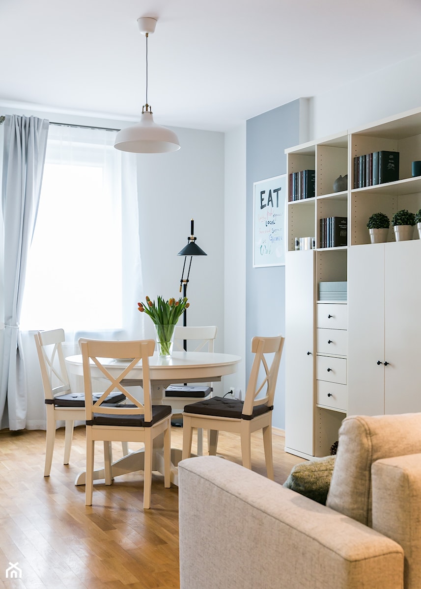 Rearanżacja i home staging mieszkania na wynajem - Salon, styl skandynawski - zdjęcie od IDEALS . Marta Jaślan Interiors