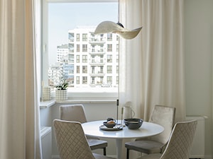 Apartament w beżach - Jadalnia, styl nowoczesny - zdjęcie od IDEALS . Marta Jaślan Interiors