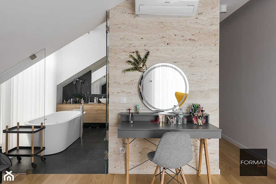Sypialnia połączona z łazienką - Sypialnia, styl nowoczesny - zdjęcie od Studio FORMAT HOME